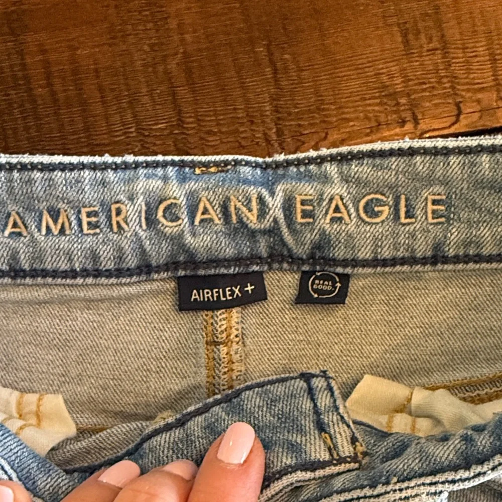 American Eagle Outfitters Light Blue Jeans with Brown Patch - Picture 5 of 6